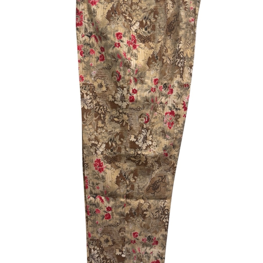 Dana Buchman Brown and Red Straight Leg Jeans